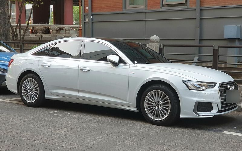 Audi A6 / Q7